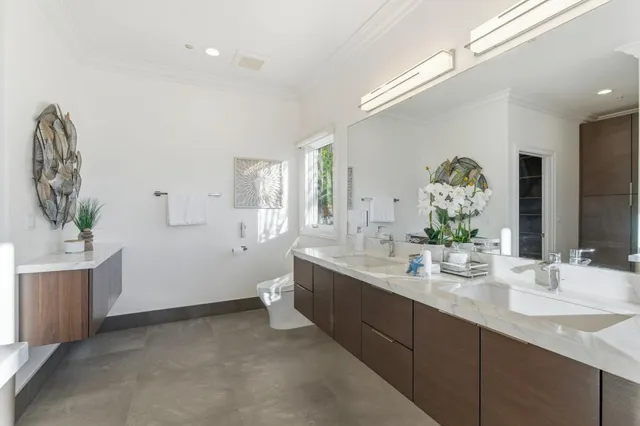 $5,599,000 | 15955 Cerro Vista Court, Los Gatos, CA 95032