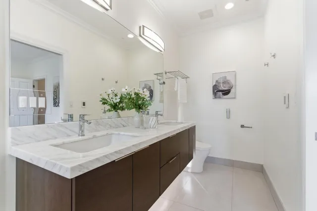 $5,599,000 | 15955 Cerro Vista Court, Los Gatos, CA 95032