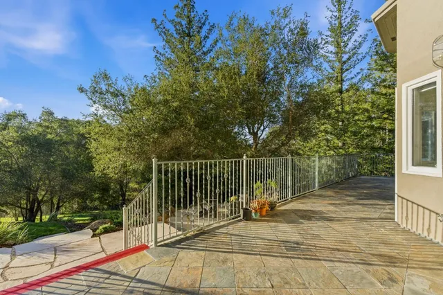 $5,599,000 | 15955 Cerro Vista Court, Los Gatos, CA 95032