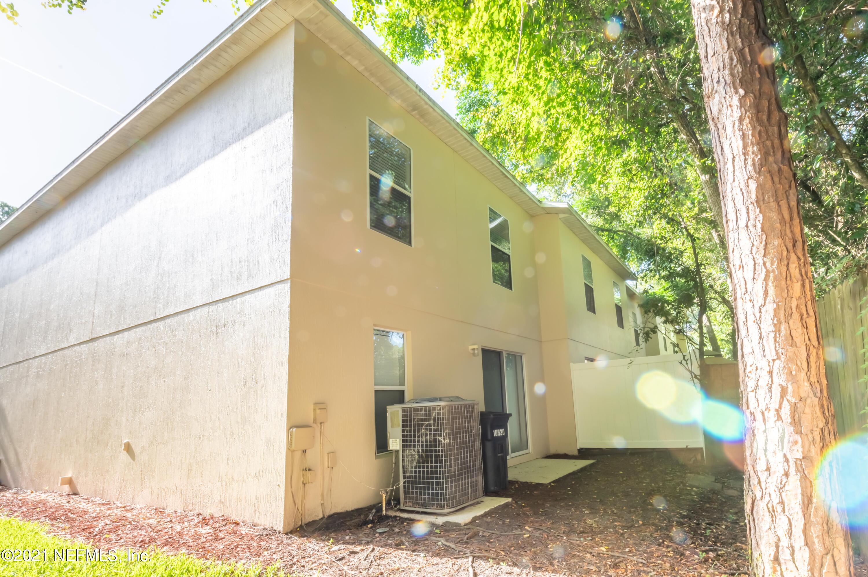 10530 Autumn Trace Road Jacksonville, FL 32257 - Photo 20 of 21 Backyard