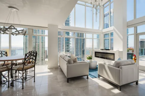 $2,495,000 | 1240 India Street, Unit 1910, San Diego, CA 92101