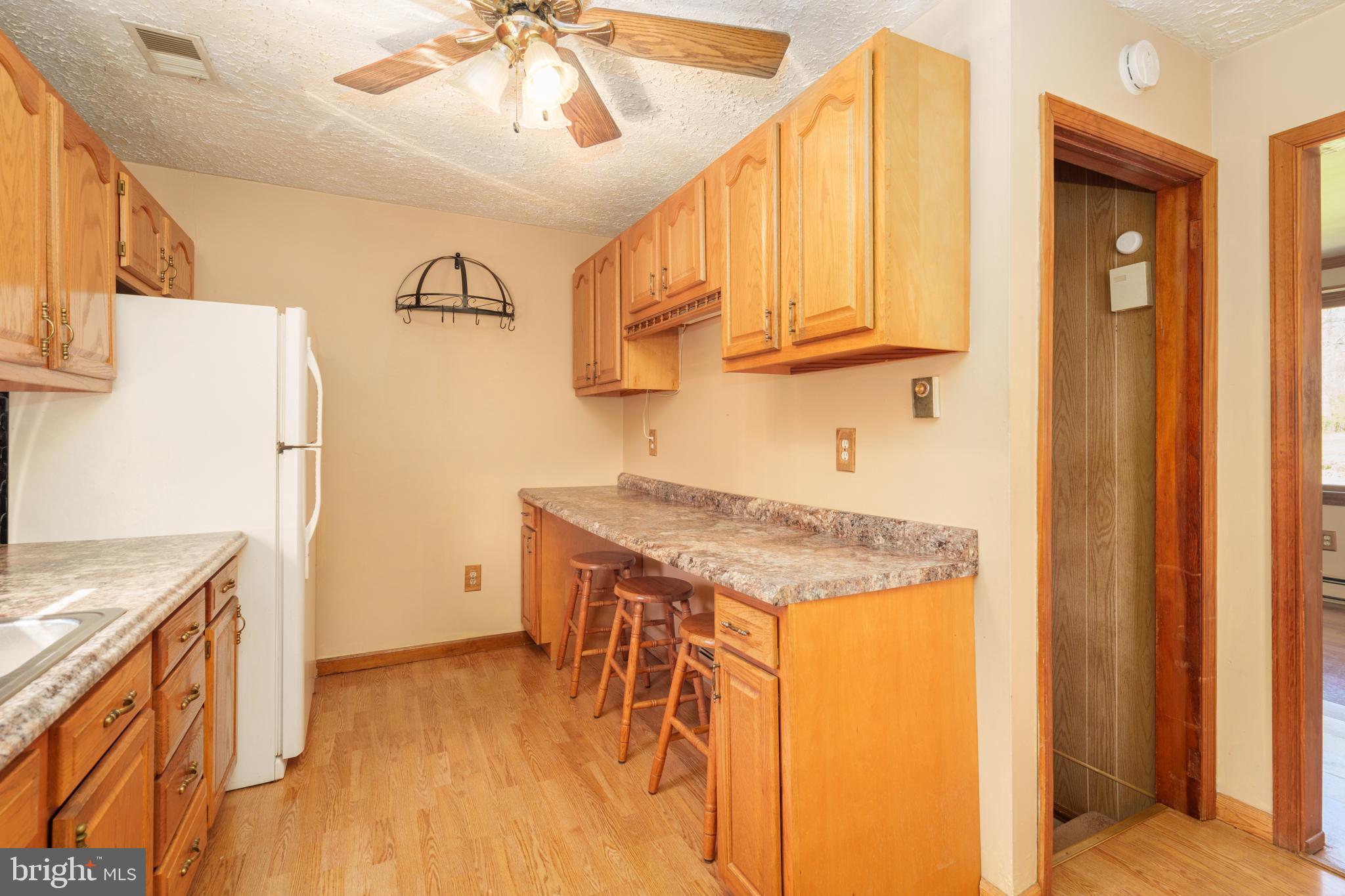 4027 Rinehart Road Westminster, MD 21158 - Photo 7 of 28 Gallery Image 7