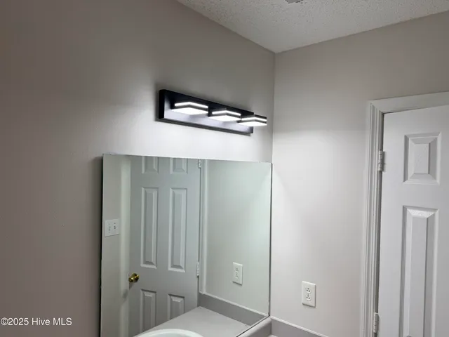 $975 | 143 Marlene Drive, Jacksonville, NC 28546