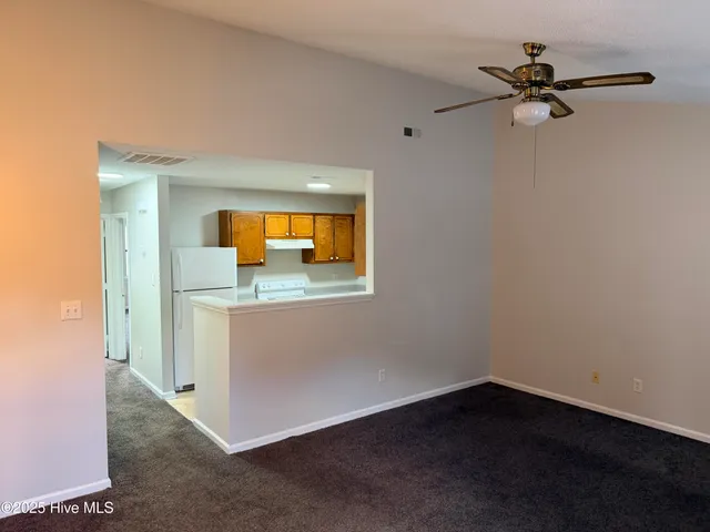 $975 | 143 Marlene Drive, Jacksonville, NC 28546