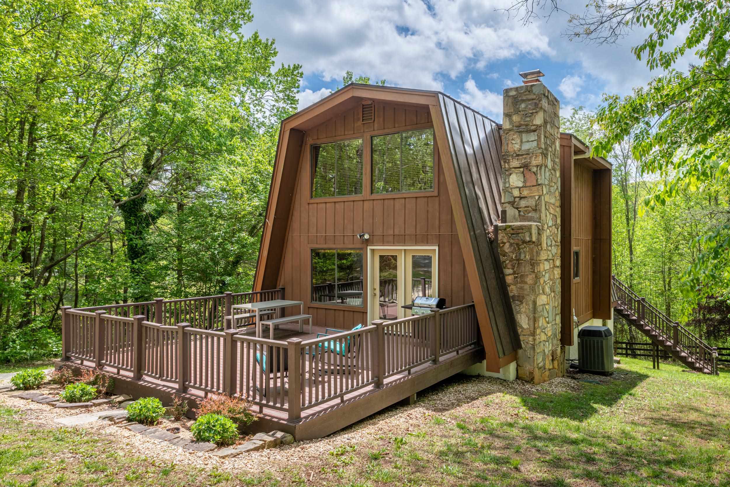 307 CC Road Madison, VA 22727 - Photo 3 of 26 a front view of a house with garden