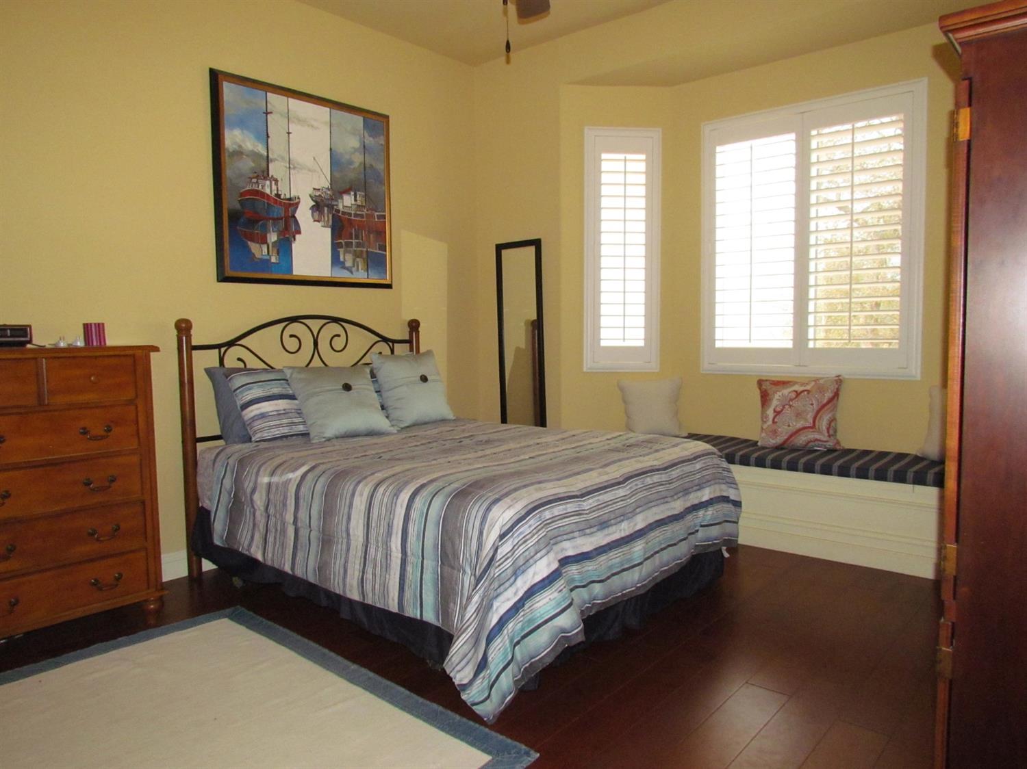 50070 Butterfield Stage Road O'Neals, CA 93645 - Photo 20 of 55 Third bedroom with a bay window with seat & storage....