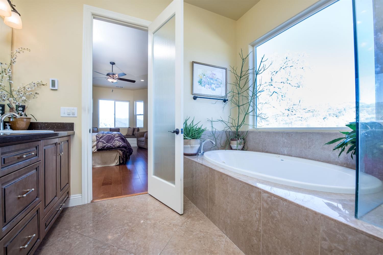 50070 Butterfield Stage Road O'Neals, CA 93645 - Photo 28 of 55 Imagine soaking your cares away in this spa tub.....