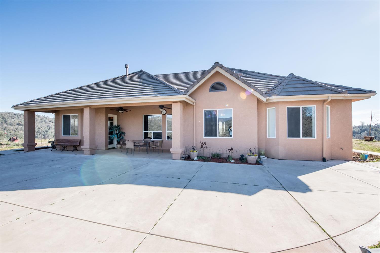 50070 Butterfield Stage Road O'Neals, CA 93645 - Photo 37 of 55 Lots of room for entertaining on his patio....Oh the fun we will have.....