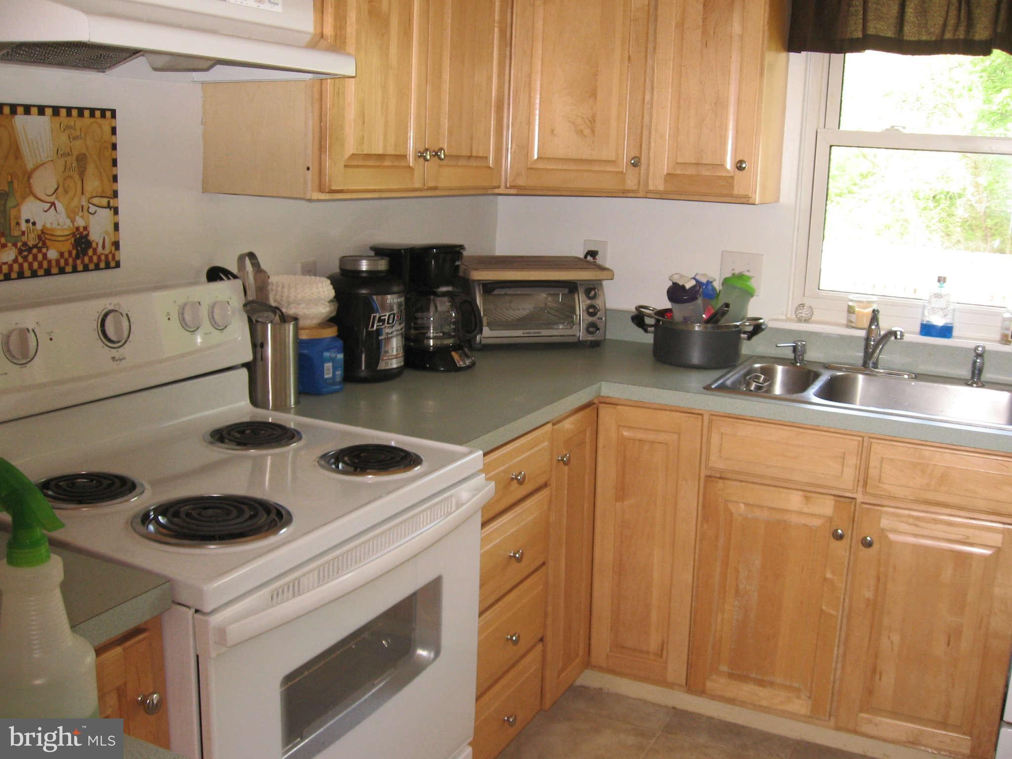 3691 Nile Road Davidsonville, MD 21035 - Photo 3 of 10 Kitchen
