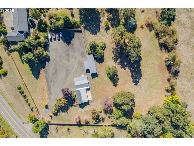 a picture of a bathroom with a sink