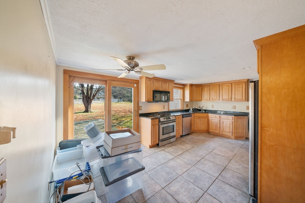 125 Cedar Street Middleboro, MA 02346 - Photo 9 of 35