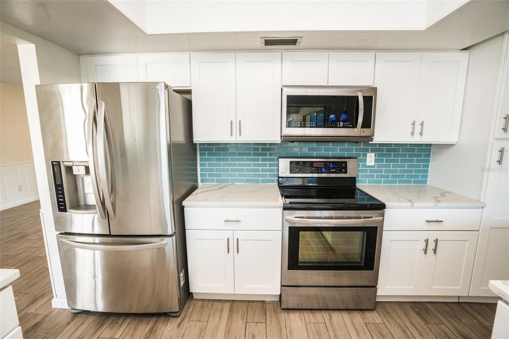 6322 Balboa Lane Apollo Beach, FL 33572 - Photo 19 of 72