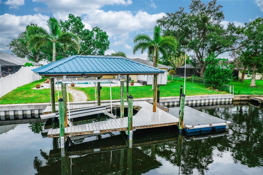 6322 Balboa Lane Apollo Beach, FL 33572 - Photo 5 of 72