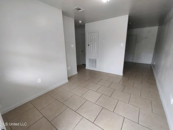 $700 | 3907 Branch Street, Unit 18, Moss Point, MS 39563