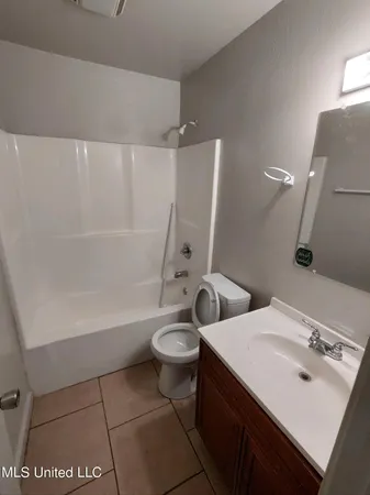 $700 | 3907 Branch Street, Unit 18, Moss Point, MS 39563