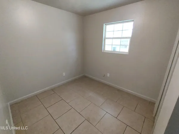 $700 | 3907 Branch Street, Unit 18, Moss Point, MS 39563