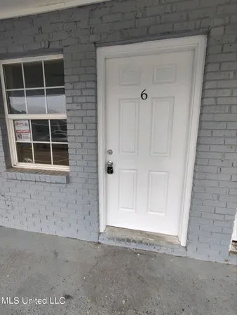 $700 | 3907 Branch Street, Unit 18, Moss Point, MS 39563