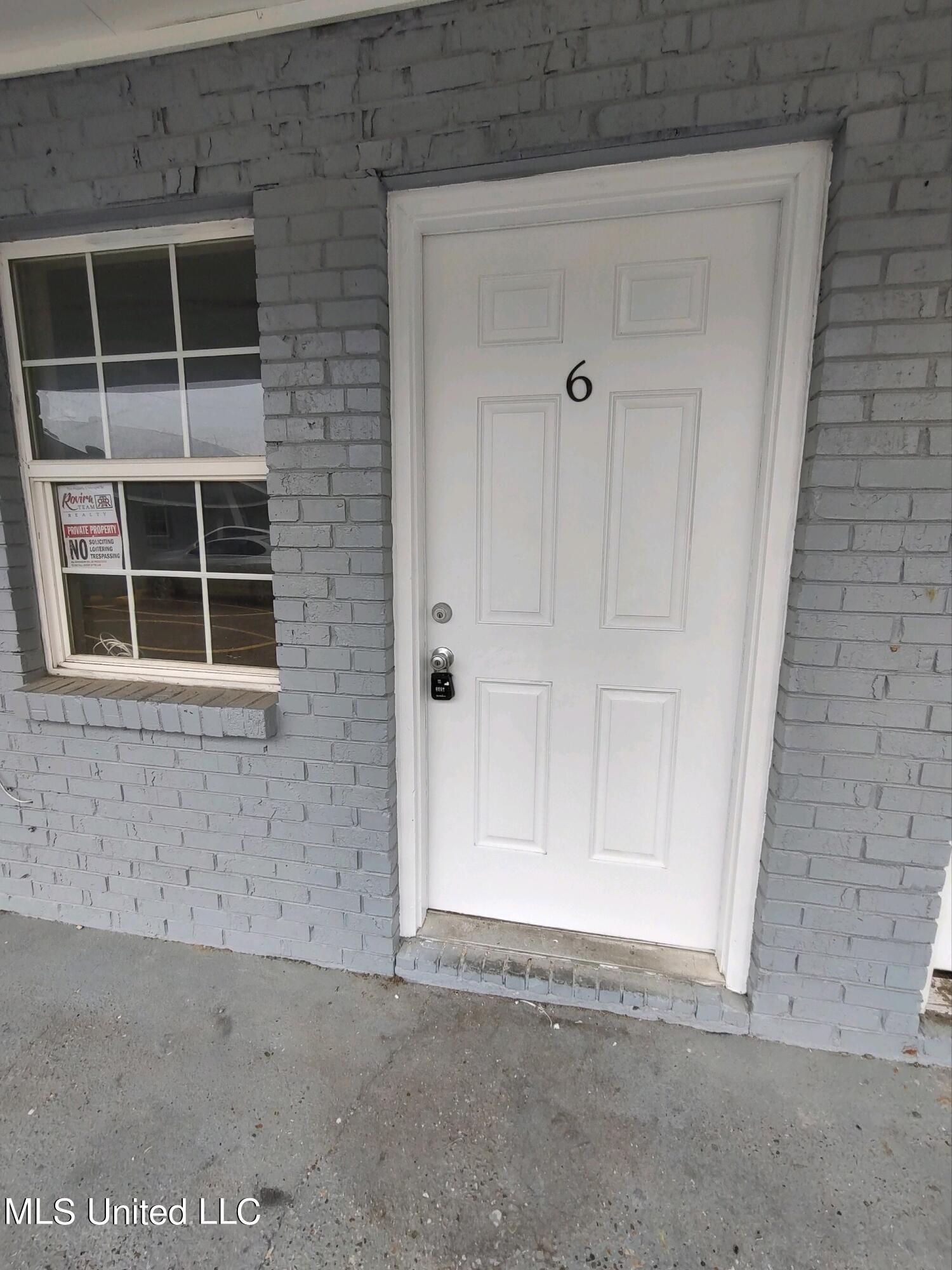 3907 Branch Street, Unit 18 Moss Point, MS 39563 - Photo 10 of 15 IMG_20240429_102304025_HDR