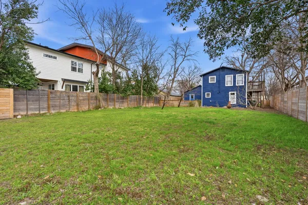 $1,350 | 1148 Gunter Street, Unit B, Austin, TX 78721