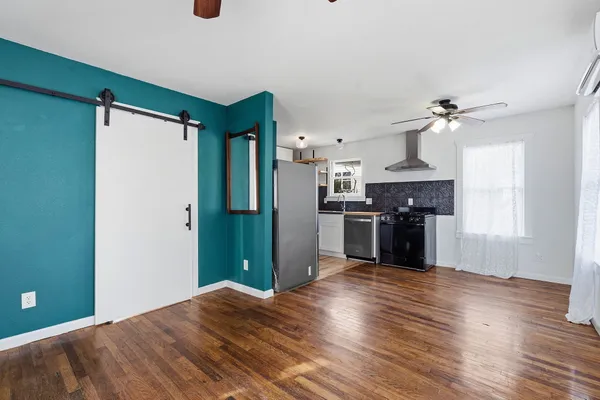 $1,350 | 1148 Gunter Street, Unit B, Austin, TX 78721