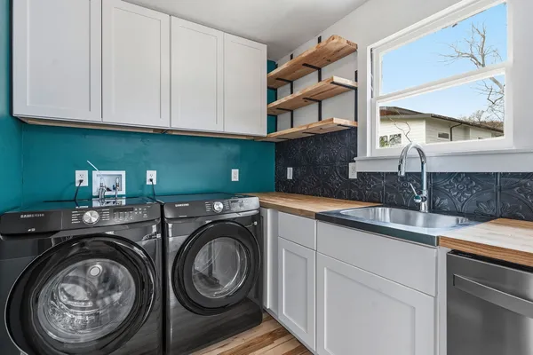 $1,350 | 1148 Gunter Street, Unit B, Austin, TX 78721