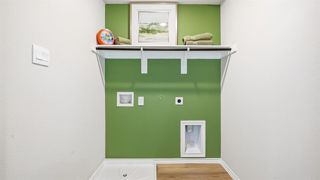 5424 Corduroy Road Krum, TX 76249 - Photo 32 of 38 a view of a window