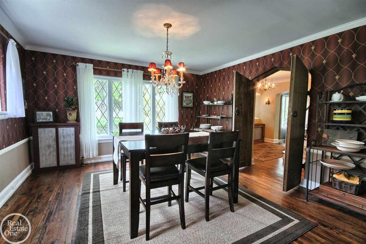 1045 Harvard Road Grosse Pointe, MI 48230 - Photo 10 of 29 31246253-9.JPG