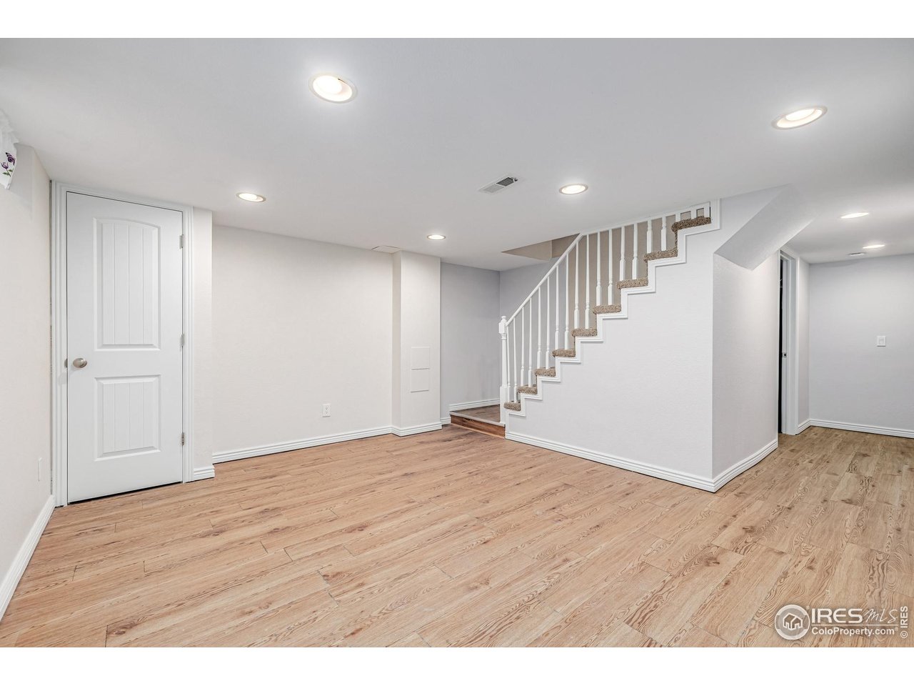 2675 Pontiac Street Denver, CO 80207 - Photo 29 of 50