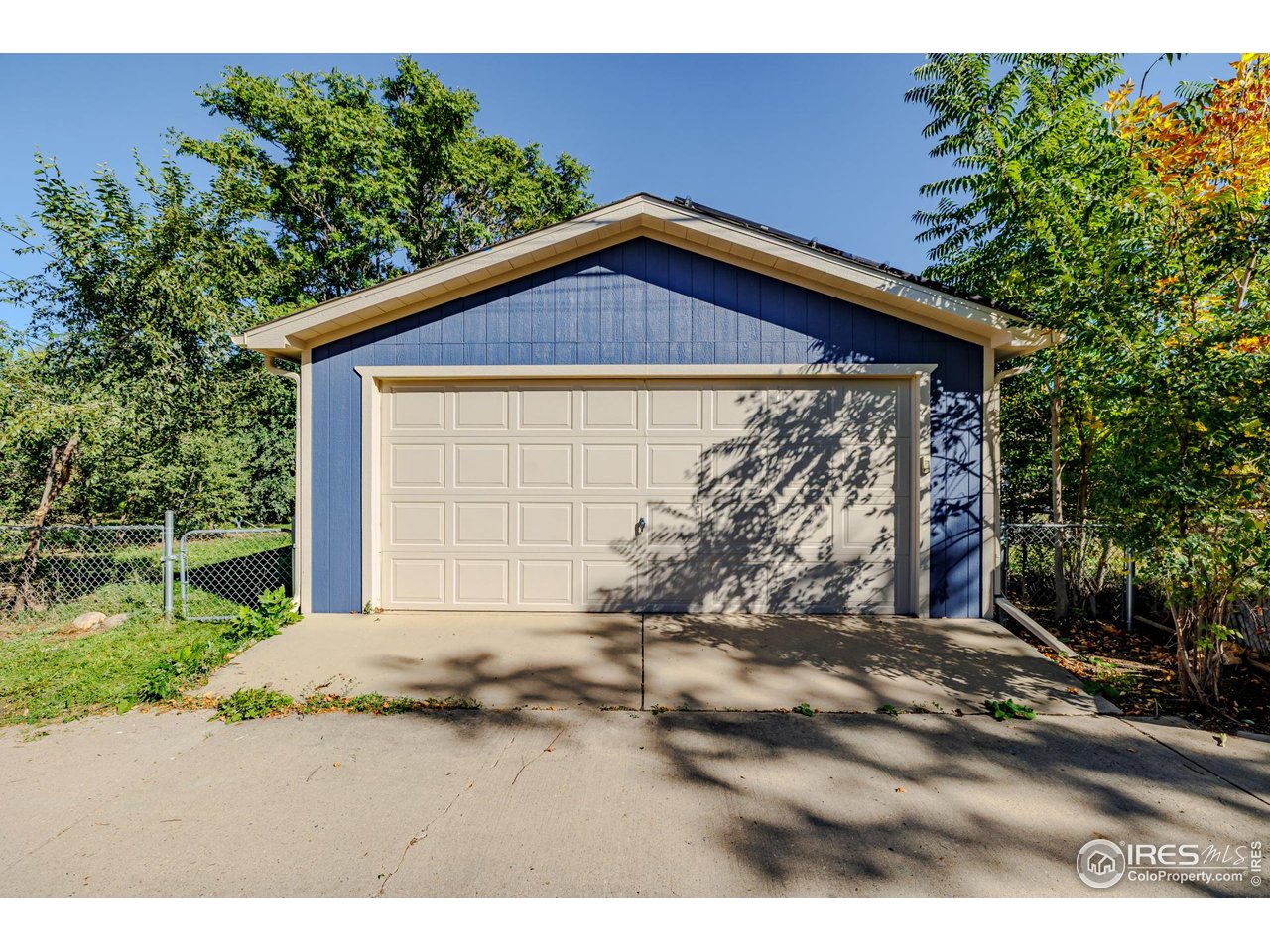 2675 Pontiac Street Denver, CO 80207 - Photo 48 of 50 Garage access
