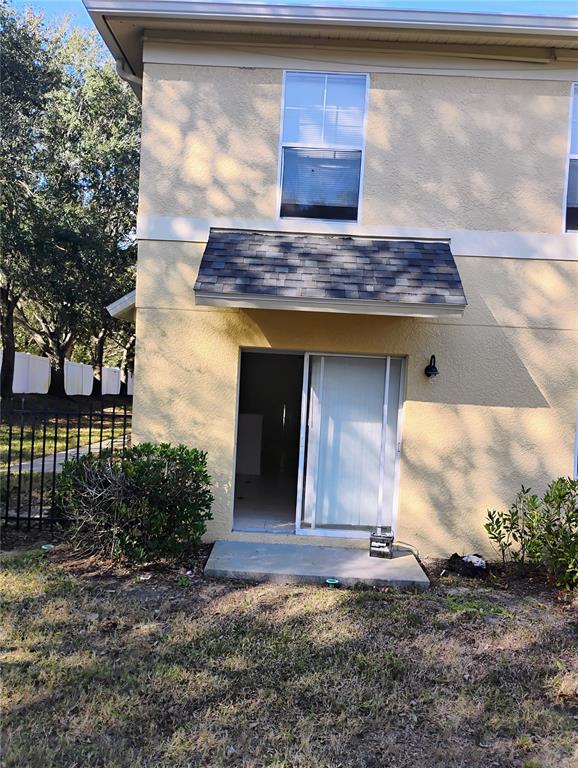 201 Drawbridge Lane Valrico, FL 33594 - Photo 2 of 13