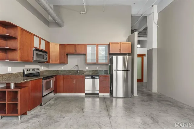 $94,000 | 1136 Washington Avenue, Unit 201, St. Louis, MO 63101