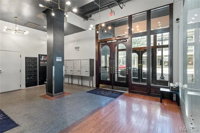 $94,000 | 1136 Washington Avenue, Unit 201, St. Louis, MO 63101