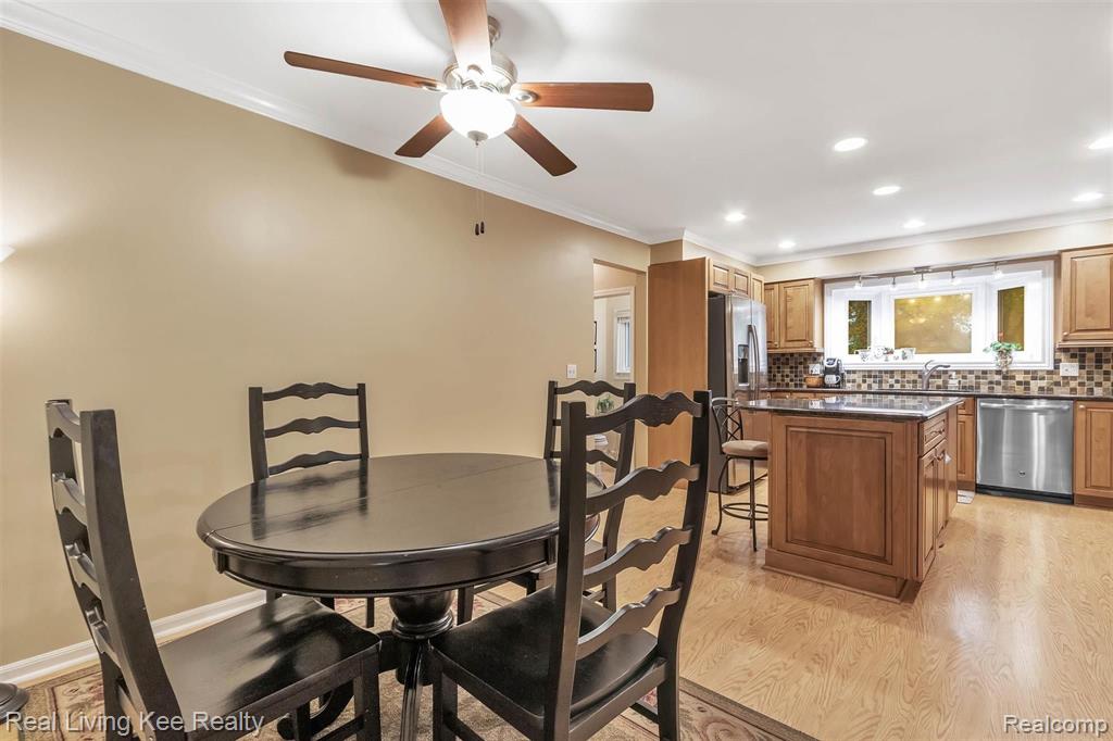 3971 Hidden Creek Court Rochester Hills, MI 48309 - Photo 12 of 42