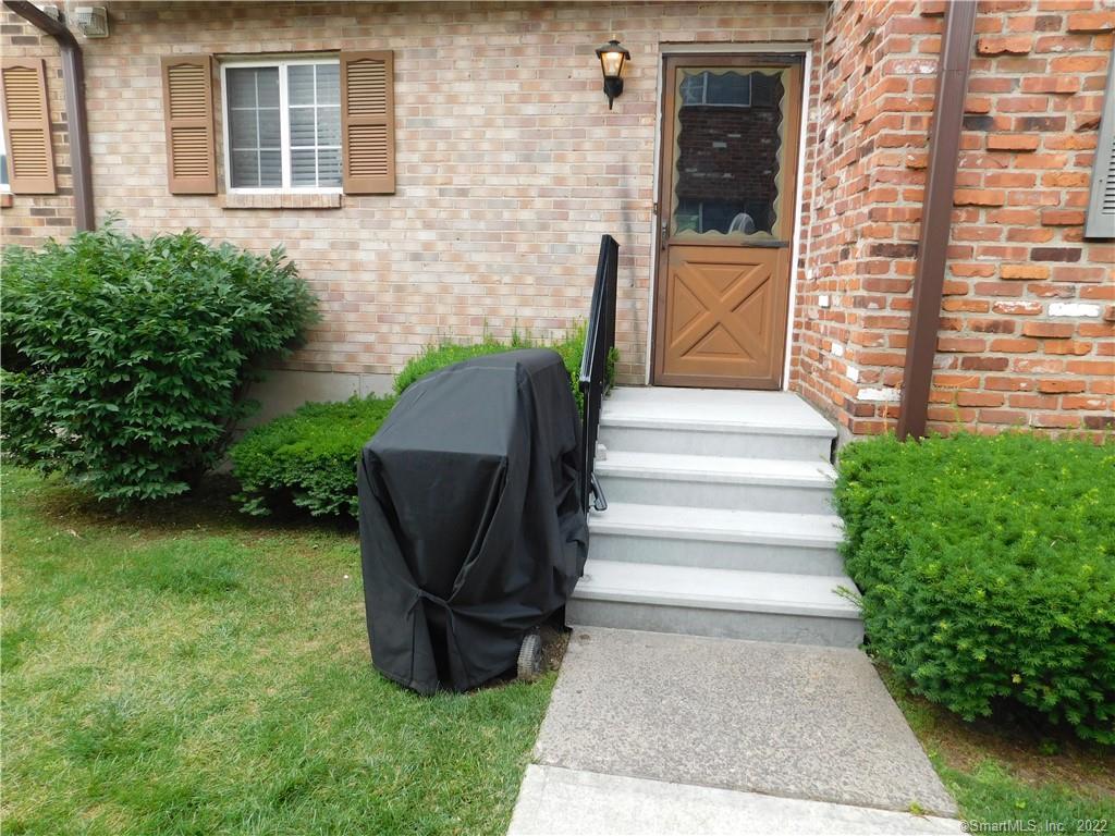 44 Sharon Road, Unit 2 Waterbury, CT 06705 - Photo 1 of 1