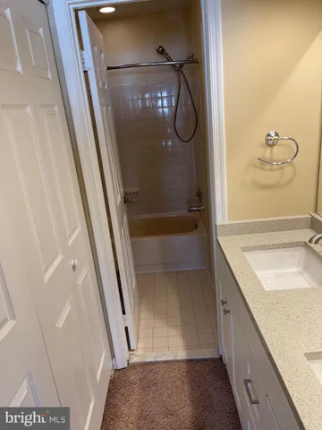 $2,895 | 4221 Devonwood Way, Woodbridge, VA 22192