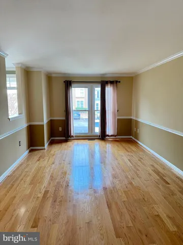 $2,895 | 4221 Devonwood Way, Woodbridge, VA 22192