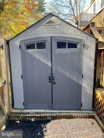 $2,895 | 4221 Devonwood Way, Woodbridge, VA 22192