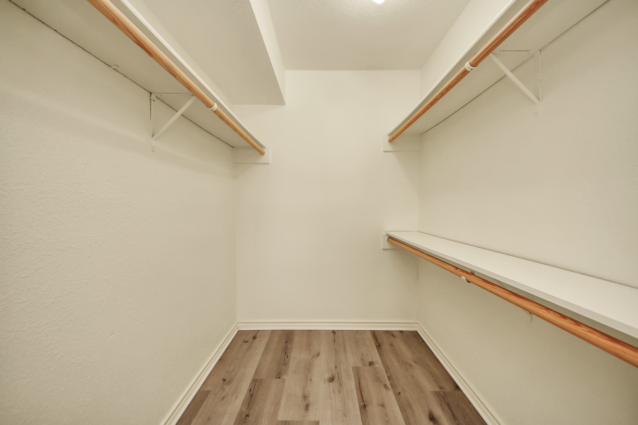 6500 Sands Point Drive, Unit 804 Houston, TX 77074 - Photo 32 of 40 a view of small space with racks on the wall