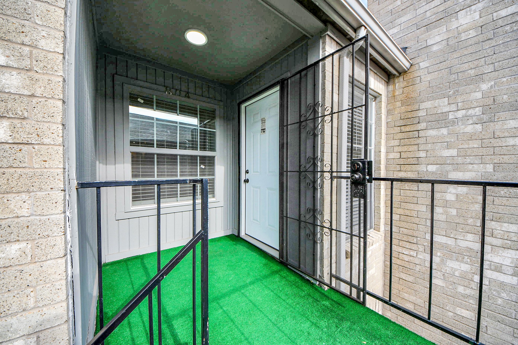 6500 Sands Point Drive, Unit 804 Houston, TX 77074 - Photo 4 of 40 a view of front door