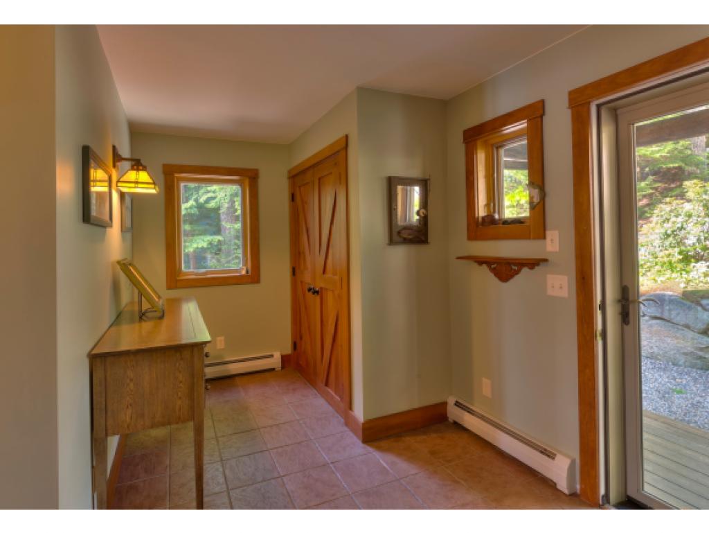 199 Bay Point Road Newbury, NH 03255 - Photo 4 of 33