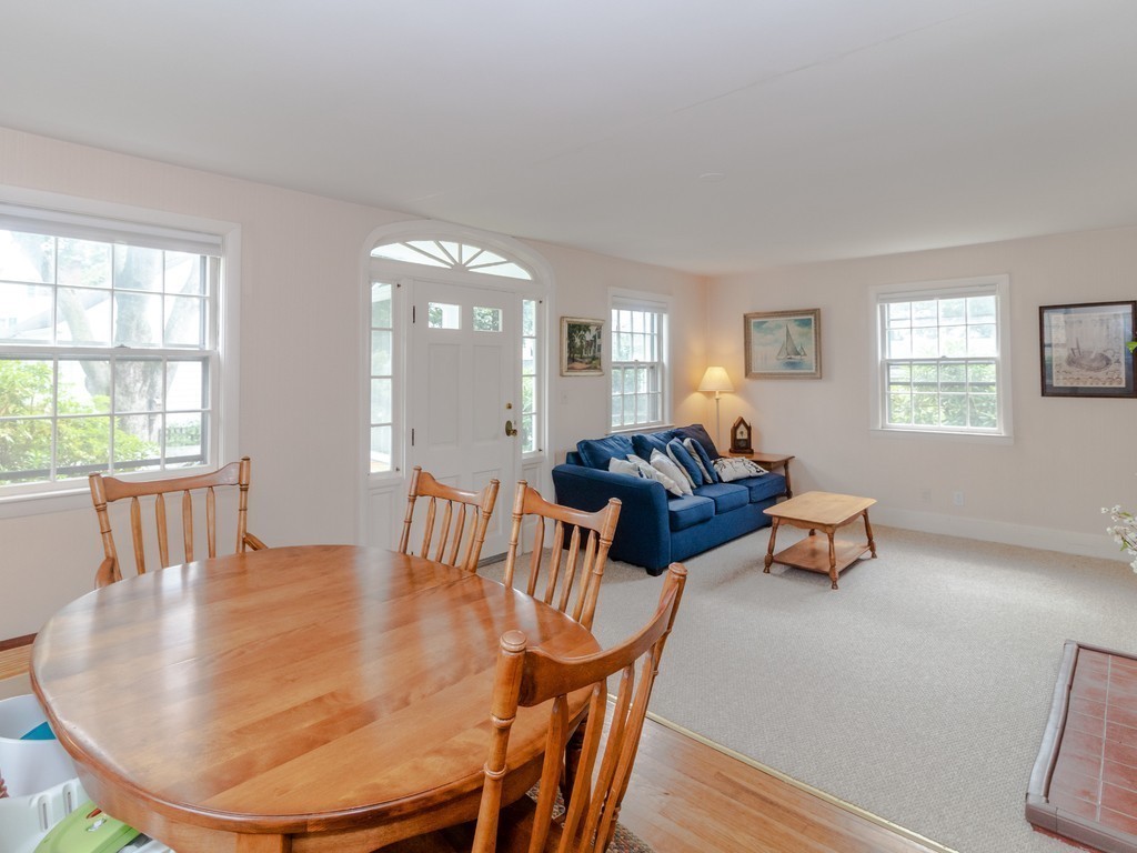 86 Potter Road Waltham, MA 02453 - Photo 7 of 28 Gallery Image 7