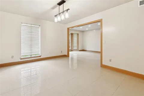 $375,000 | 3700 Red Oak Court, New Orleans, LA 70131