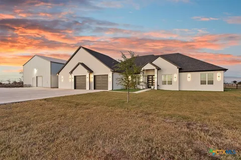 $1,500,000 | 10940 Wedel Cemetery Road, Rogers, TX 76569