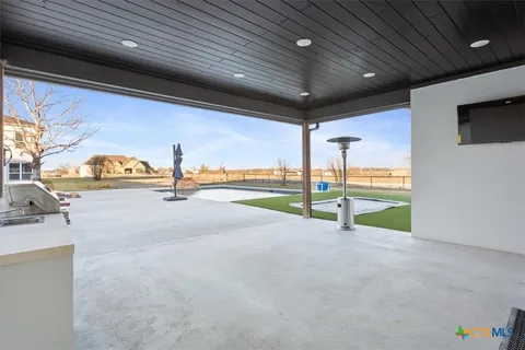 $1,500,000 | 10940 Wedel Cemetery Road, Rogers, TX 76569