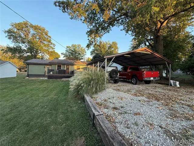 $149,000 | 915 North 4th Street, Vandalia, IL 62471