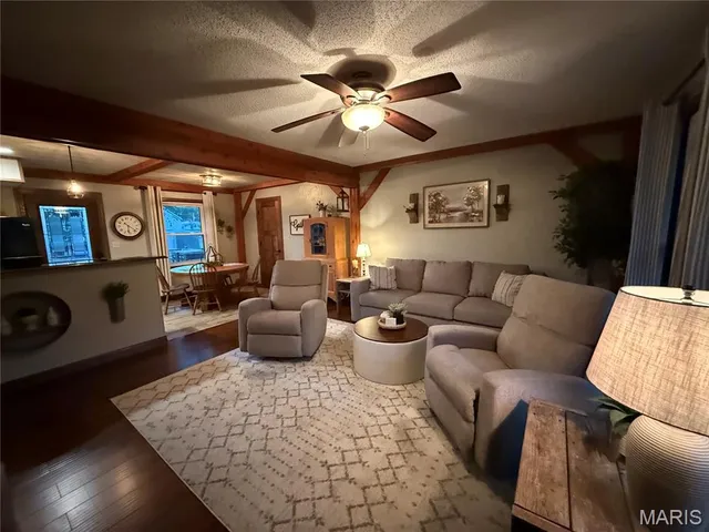 $149,000 | 915 North 4th Street, Vandalia, IL 62471