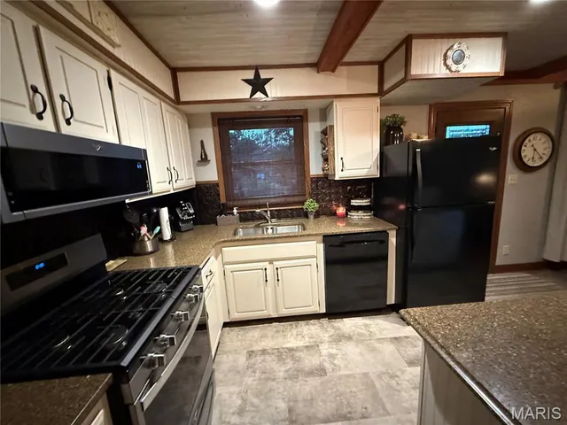 $149,000 | 915 North 4th Street, Vandalia, IL 62471