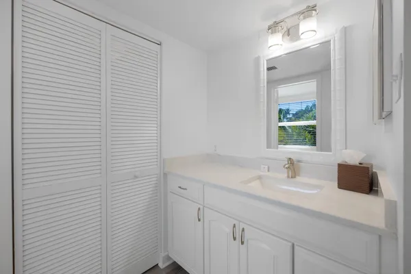 $699,000 | 8204 Marina Villa Drive, Marathon, FL 33050