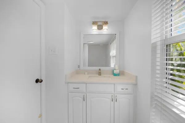 $699,000 | 8204 Marina Villa Drive, Marathon, FL 33050