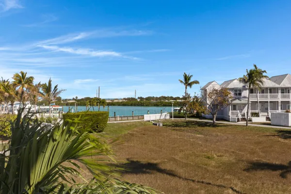 $699,000 | 8204 Marina Villa Drive, Marathon, FL 33050